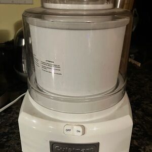 Cuisinart White Ice Cream Maker with Transparent Lid